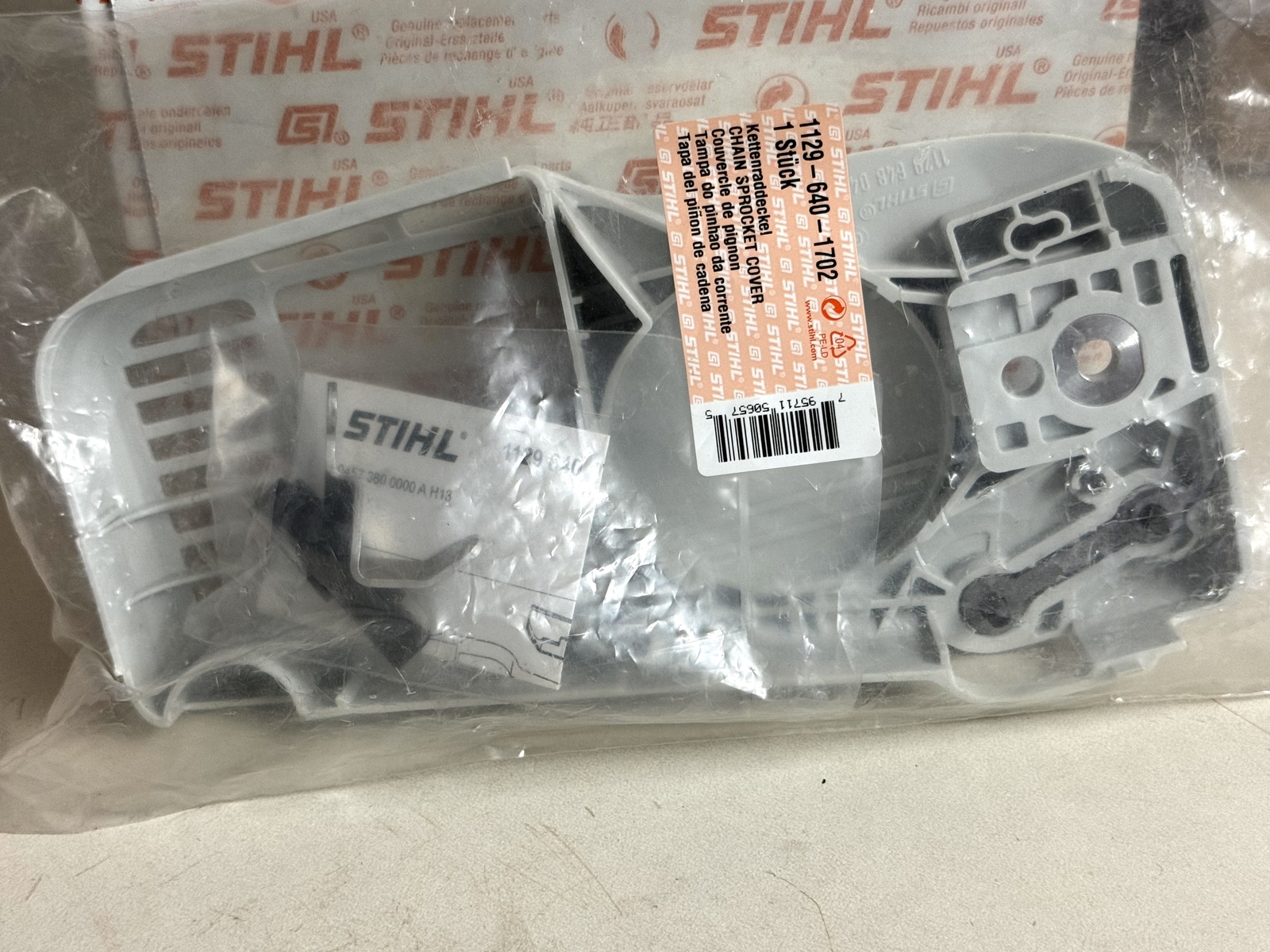 STIHL OEM CHAIN SPROCKET COVER 1129 640 1702 020T MS200 MS200 T MS 200 T 020 T - Picture 4 of 5