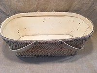 baby basket on wheels