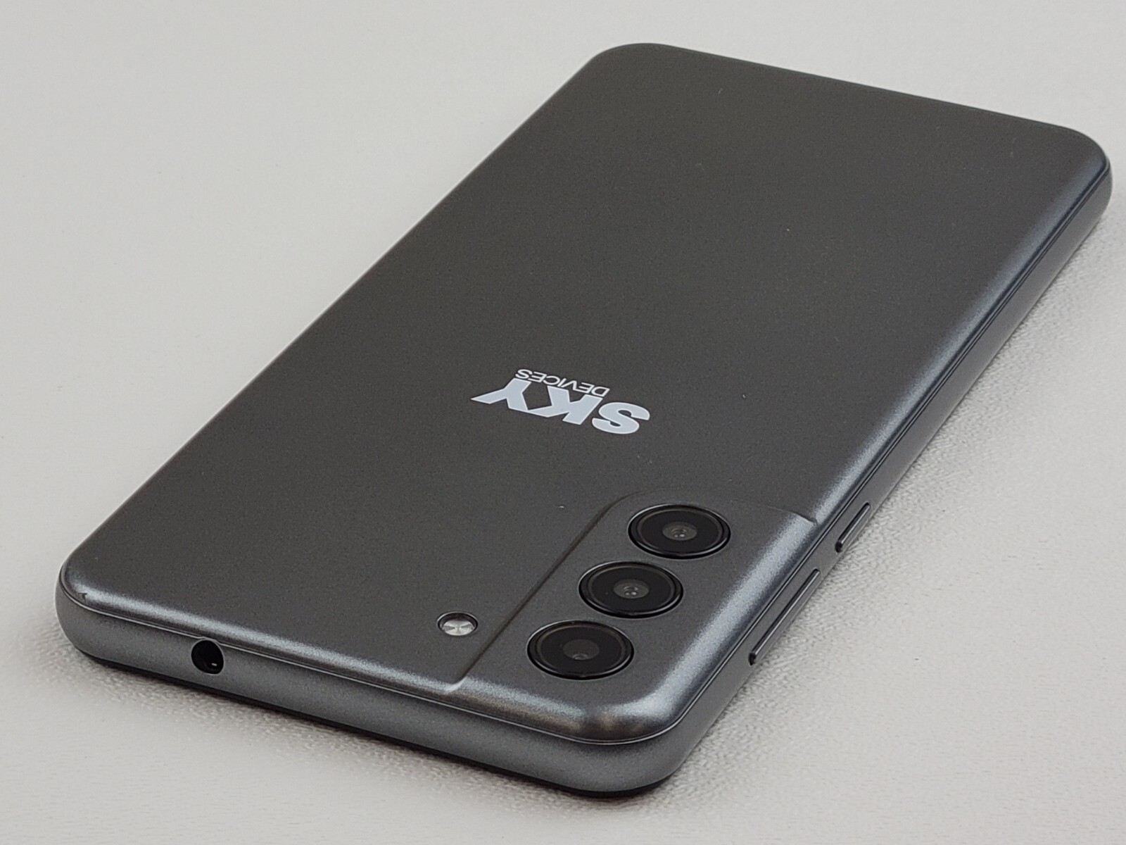 スマートフォン本体 skymobile Amazon | SONY(ソニー) Xperia XZ1 64GB ムーンリットブルー