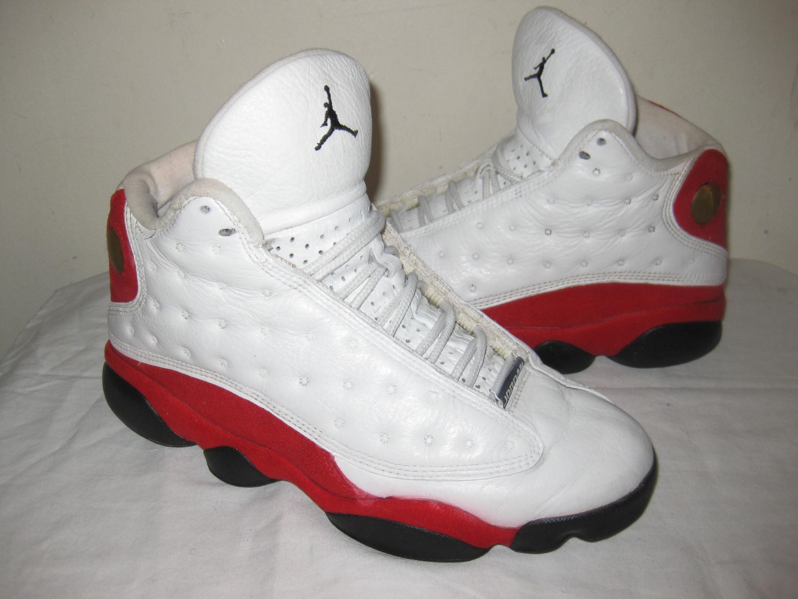 DS NIKE AIR JORDAN XIII OG VARSITY RED # 136002-101 Men's DS NIKE AIR JORDAN XIII OG VARSITY RED # 136002-101 Men's