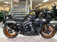 Suzuki GSX-R1000R Phantom special edition 2022