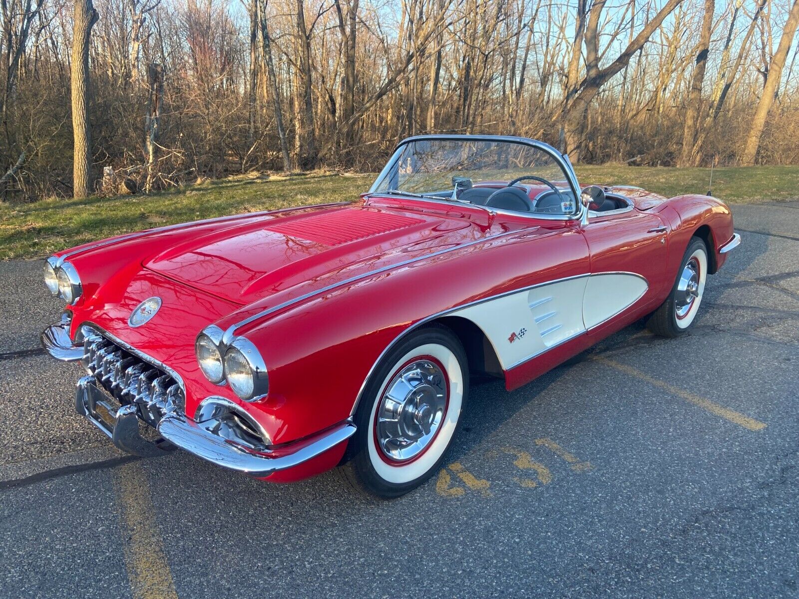 1958 Chevrolet Corvette Roadster Convertible 283 V8 4 Speed Red Beautiful Car GM
