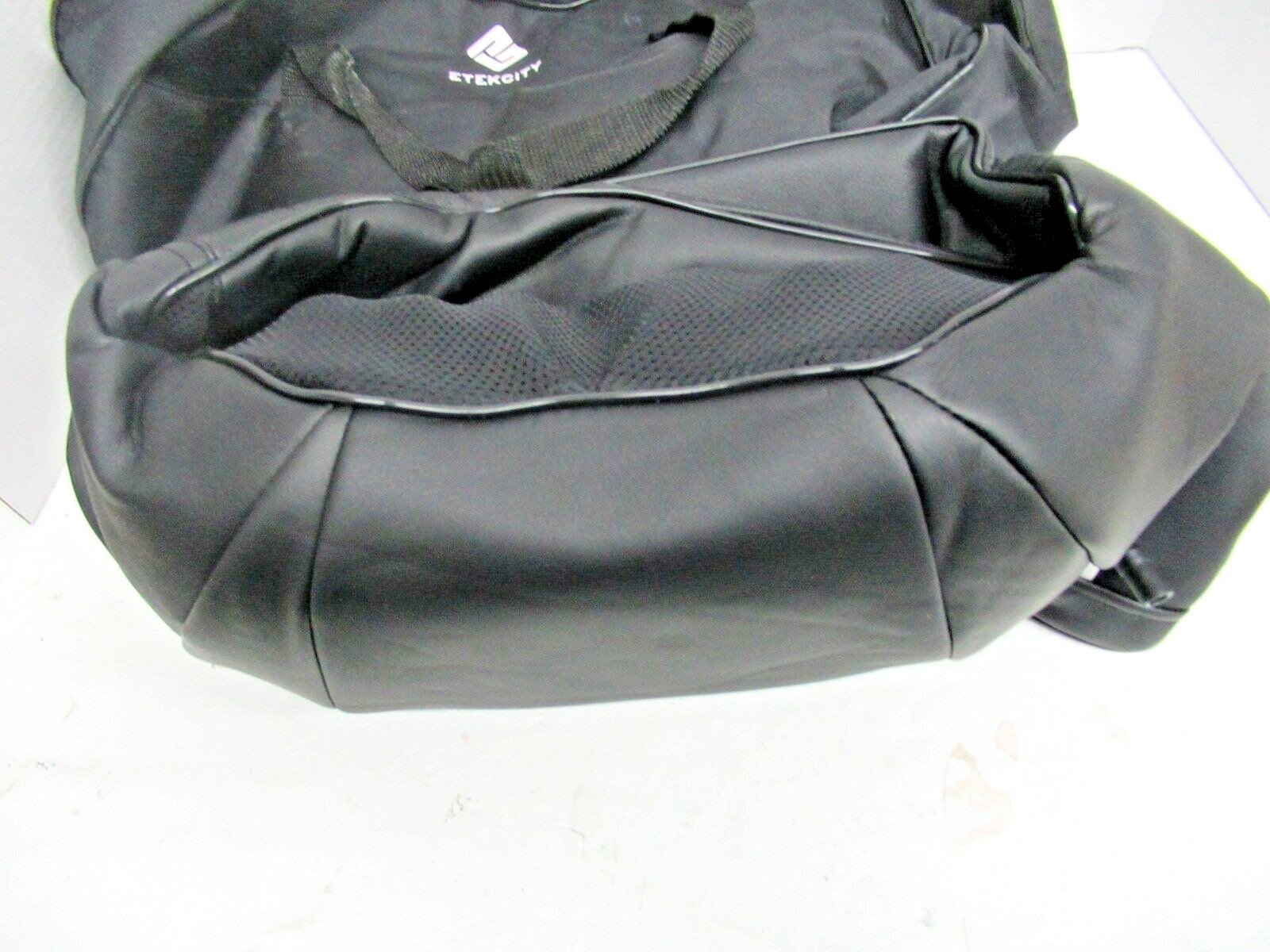 Shiatsu Massager Rechargeable Cordless Back Neck Shoulder Arms Legs 2 Heat Setti