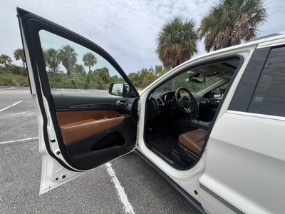 image 8 of interior