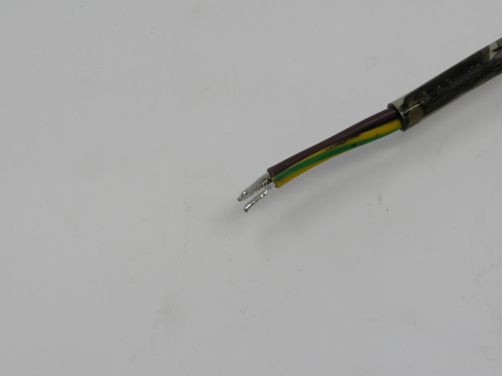 Power Cord Set, AC 10 amp, 250v, 2 meter, Lot of 47 #17810 326 C3