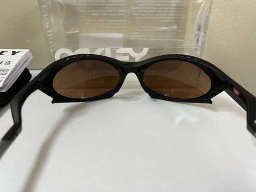 OAKLEY OAKLEY PLANTARIS X SATISFY SUNGLASSES MATTE BLACK PRIZM BRONZE 100% AUTHENTIC