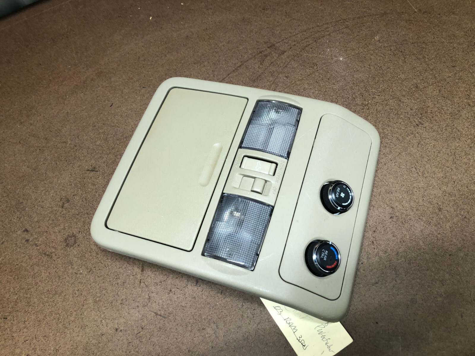 2008-2012 Nissan Pathfinder Overhead Console w/ heater