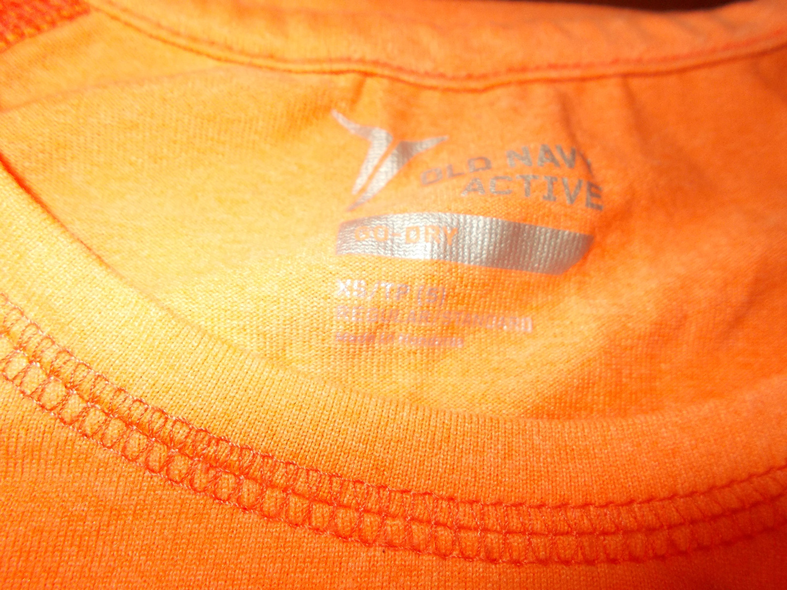 OLD NAVY ACTIVE WEAR  PULLOVER GO-DRY ORANGE COLOR SIZE XS 5