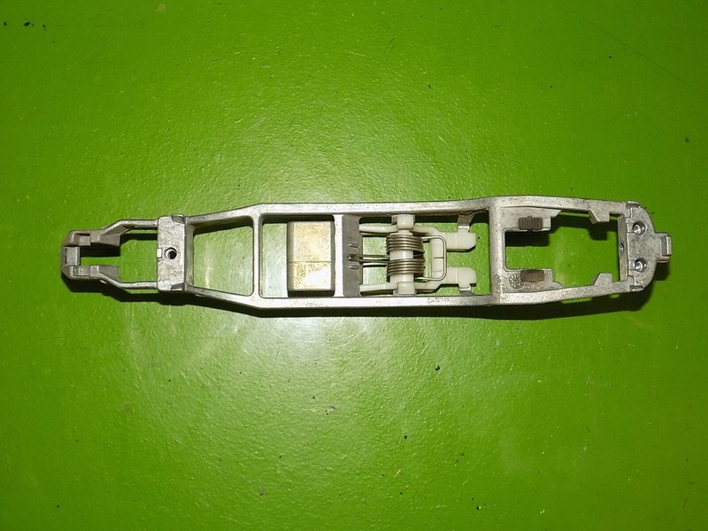 94-97 Mercedes C220 OEM W202 rear passenger right exterior door handle mount