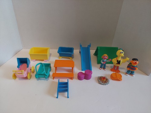 Vintage Sesame Street 寝袋 Vintage Sesame Street Figures and Camping Accessories Set | eBay