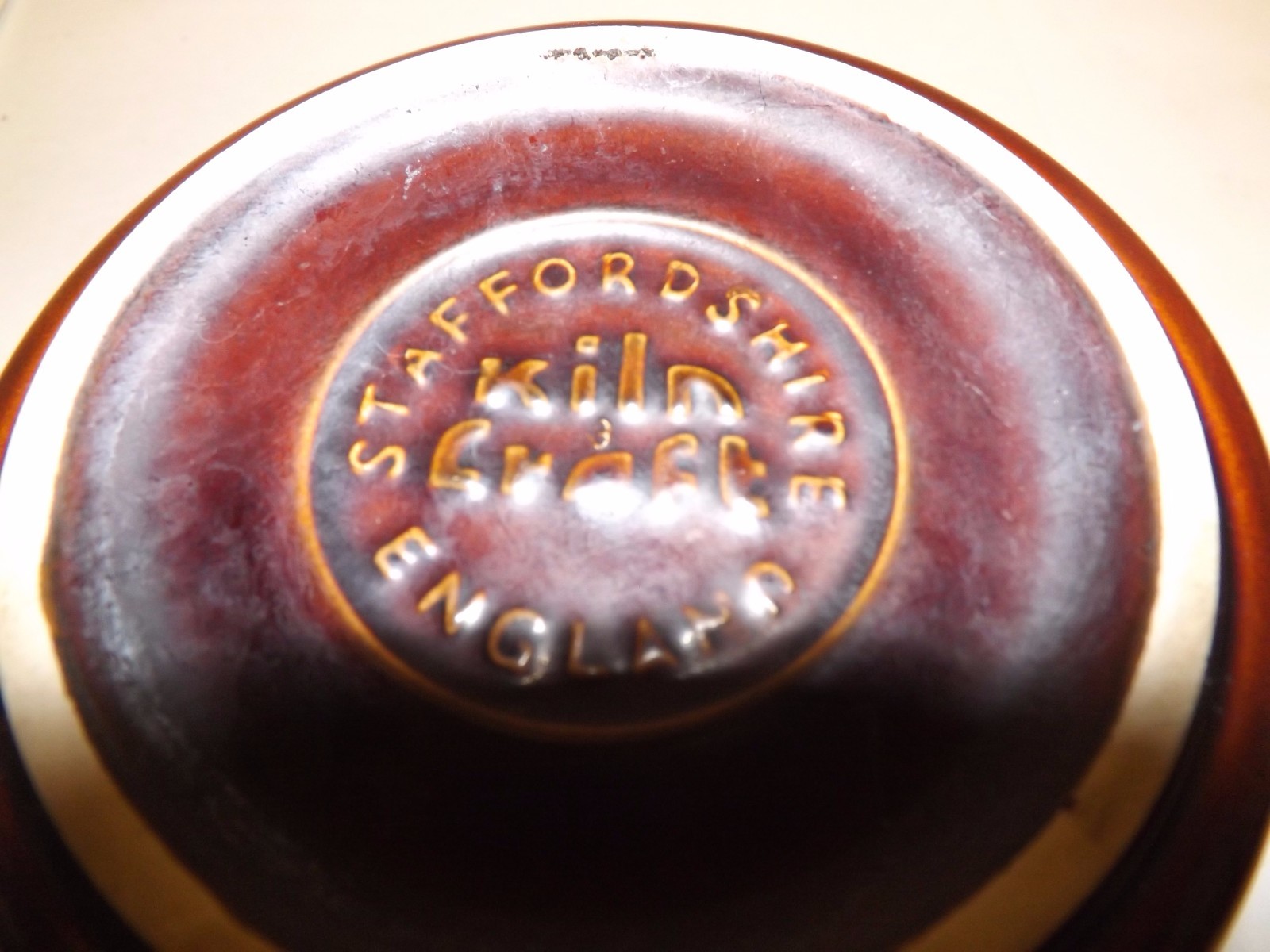 STAFFORDSHIRE ENGLAND KILN CRAFT BROWN DRIP SAUCE GRAVY BOWL DISH CROCK