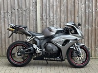 HONDA CBR 1000 RR FIREBLADE 2006 (06) SUPER SPORT + LOW MILEAGE