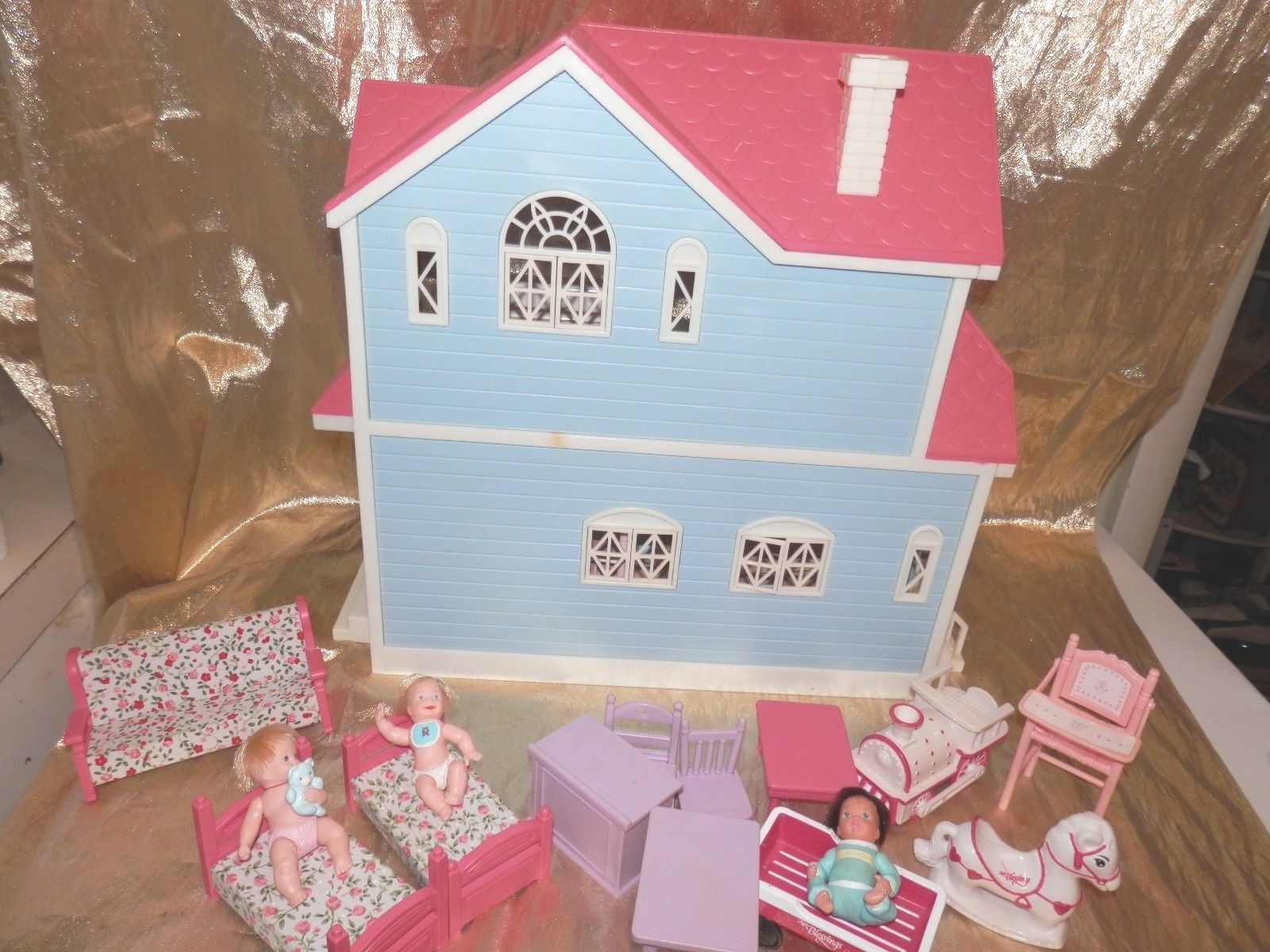 Tiny Blessings Doll House Complete with dolls furniture accessories original box