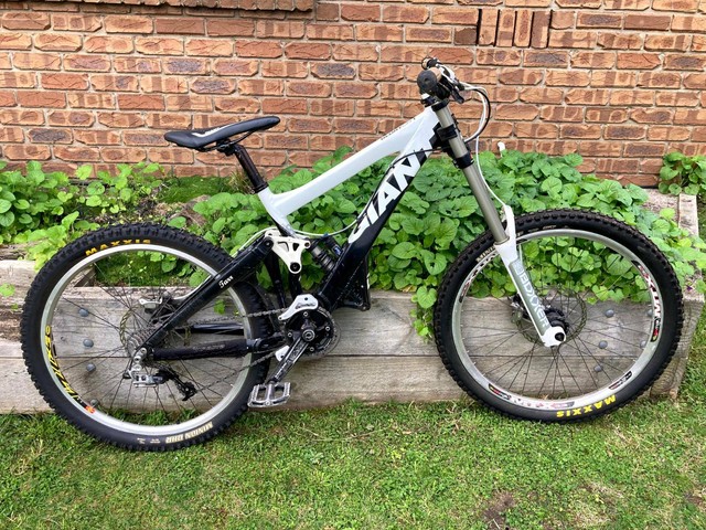 gumtree downhill bike