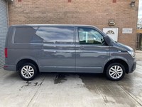 2023 Volkswagen Transporter 2.0 TDI 110 Highline Van PANEL VAN DIESEL Manual