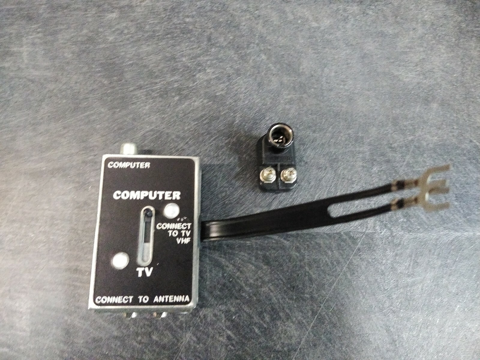 Atari 2600 Switch Box Adapter Video with Ohm Connector | eBay