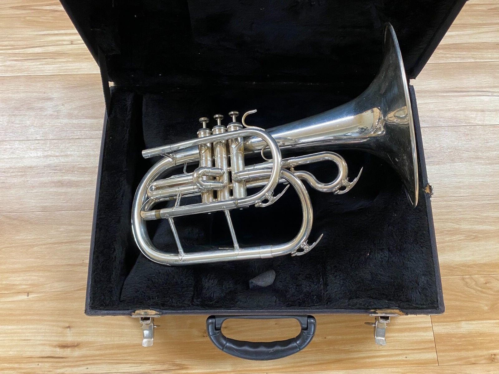 DEG Dynasty Marching Mellophone Bugle Key of G 3 Valve Drum CorpsのeBay