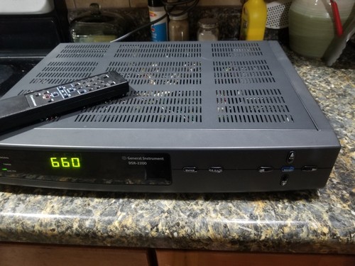 GENERAL INSTRUMENTS DSR-2200 DIGICIPHER SATELLITE RECEIVER