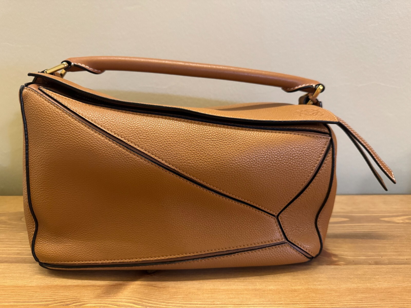 Loewe puzzle bag tan outlet