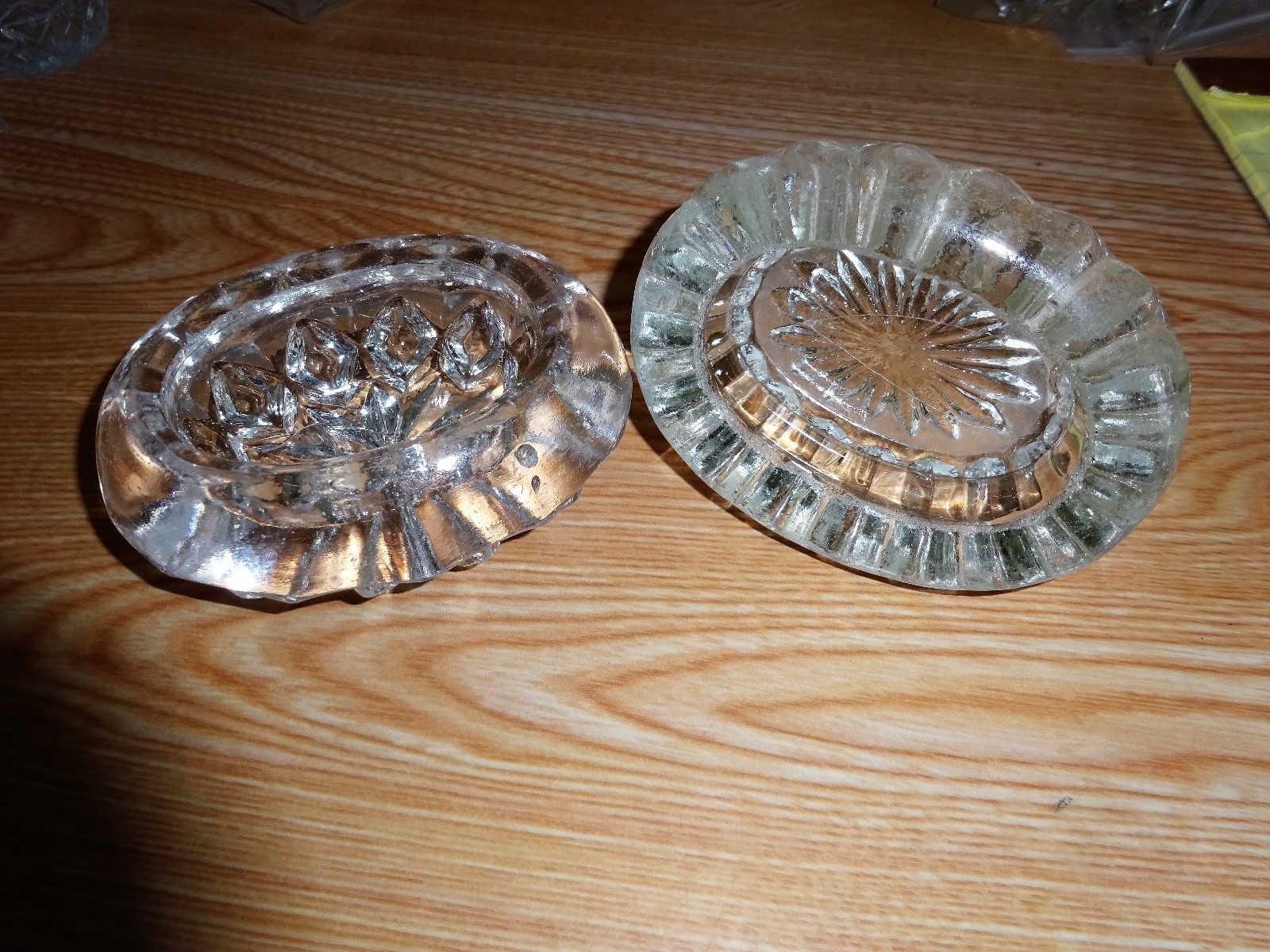 Lot of 2 vintage trough salt cellars with oval patterrn, 1 