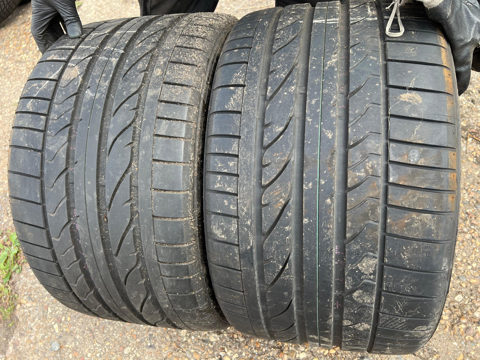 295 30 19 Bridgestone, Potenza RE050A N1 100Y, x2 A Pair 7.0mm  (F1_tyres) YD016