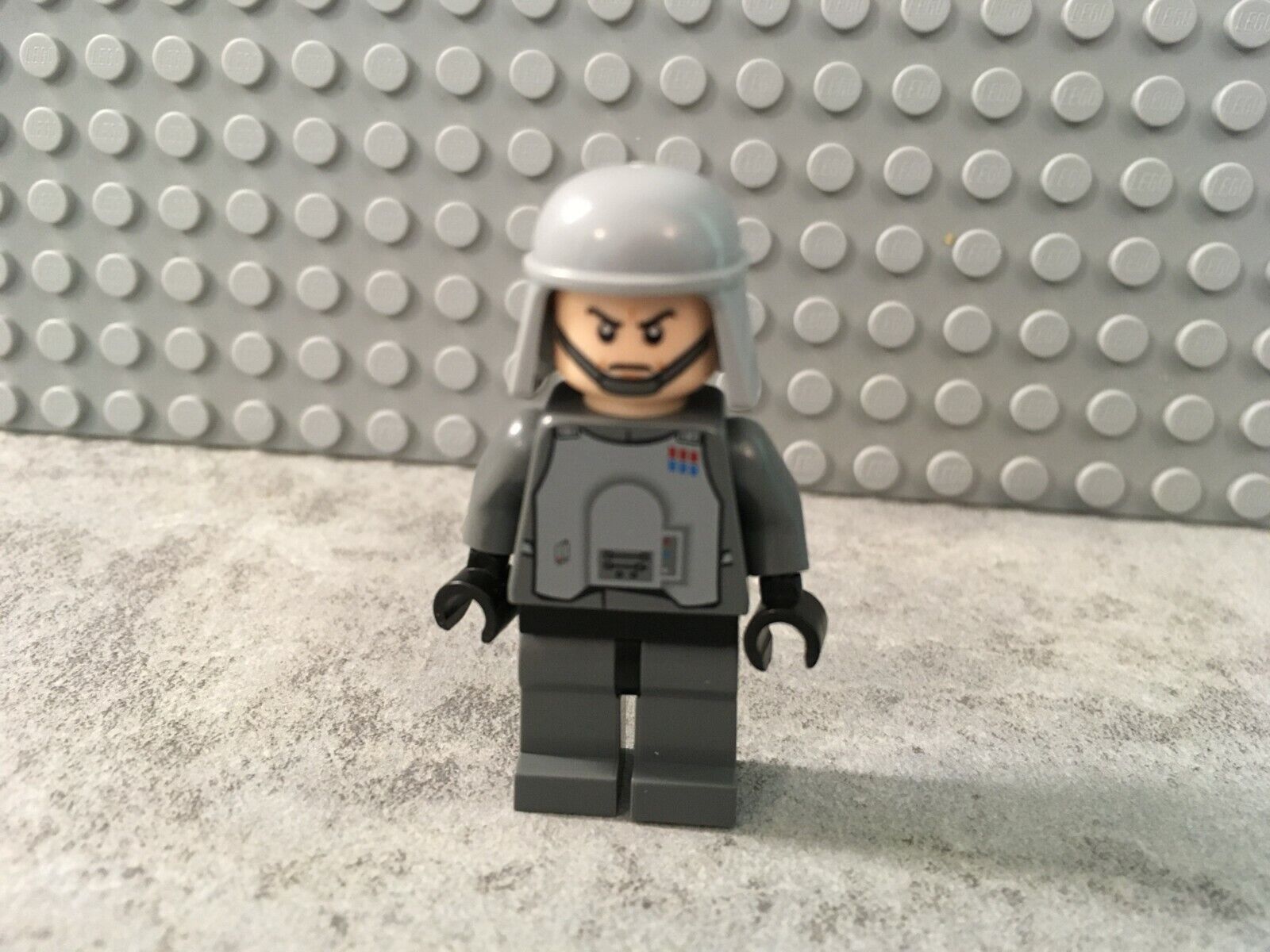 Figure:Imperial Officer #4 (Hoth):LEGO Star Wars Minifigures Lot -Stormtrooper, Clone Trooper, Imperials -You Pick