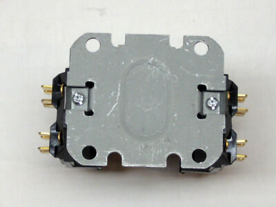 PC130A Single One 1 Pole 30 Amps 24 Volts A/C Contactor