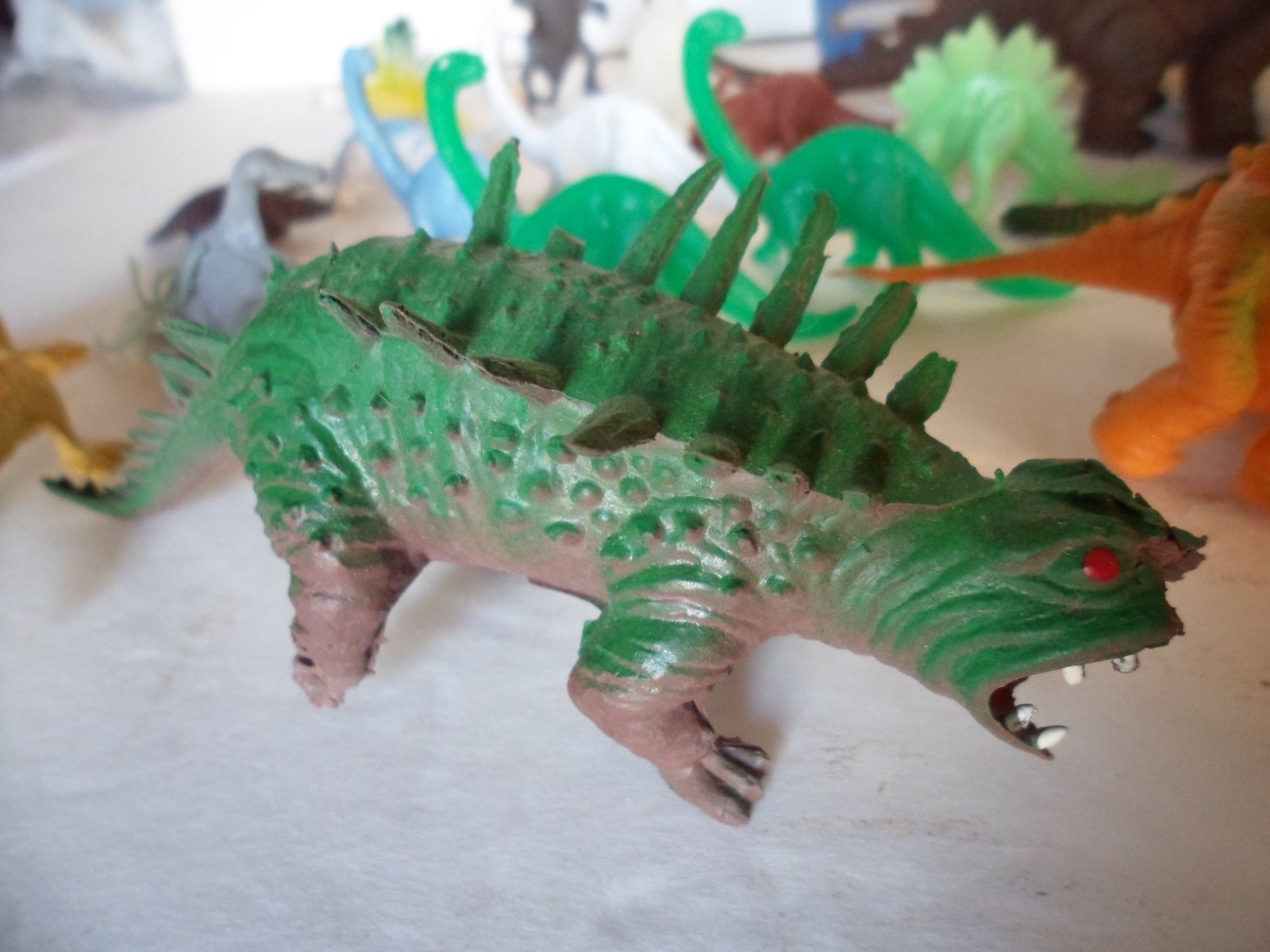 Lot Of 23 Toy Dinosaurs Plastic Rubber Assorted Sizes Colors