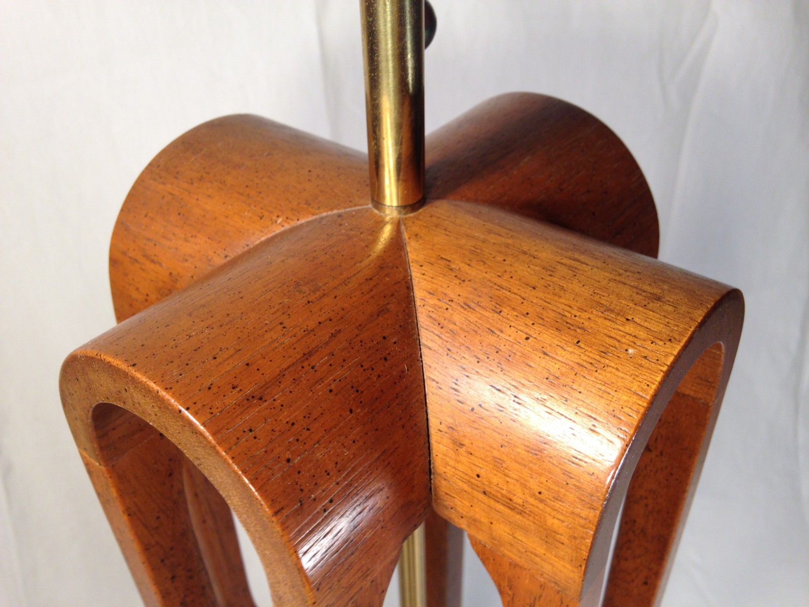 MODELINE Mid Century Lamp TEAK & BRASS Structural TALL Table Lamp Pearsall