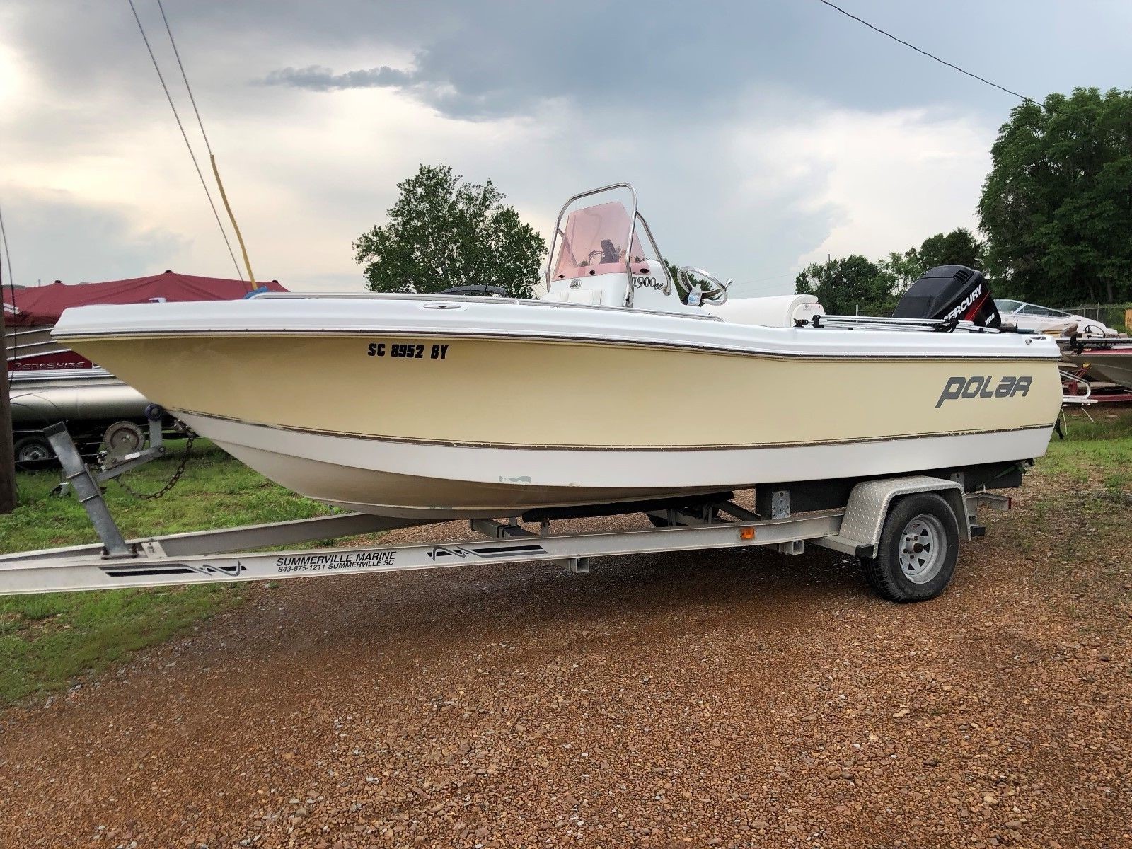 Polar 1900 Center Console Fishing boat freshwater or saltwater Mercury 150 XR6