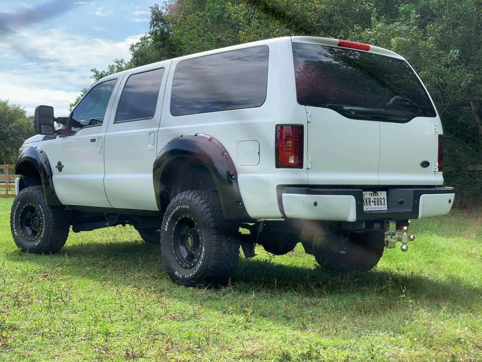 Ford Excursion 2015 >> Ford Excursion 2005 For Sale Exterior Color White Ford Excursion 2015 >> Ford Excursion 2005 For Sale Exterior Color White