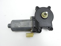 BMW 318Ci E46 00-03 Cabrio Fensterhebermotor Links Vorne BMW 318Ci E46 00-03 25.02.2002 8362064 67628362064... Vorschau 2