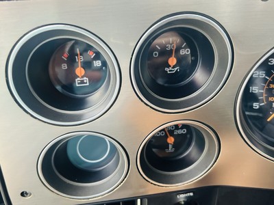 image 4 of interior