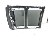 Mercedes W166 ML 350 11-15 Panoramadach Schiebedach Mercedes W166 ML 350 11-15 04.04.2012 A1667800229 1728415C... Vorschau 6