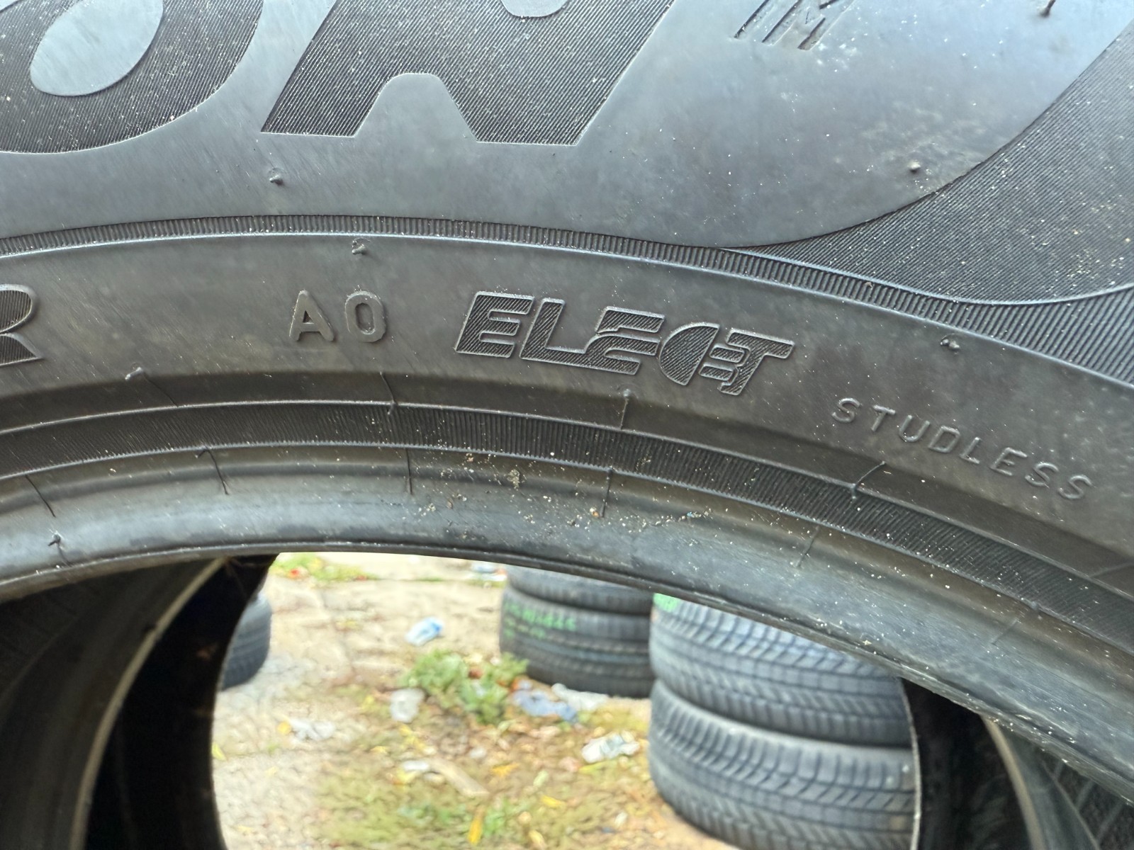 New 255 50 19 Pirelli, Winter, AO, EV, M+S, 103T, x1 Tyre (F1_tyres) YD283