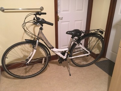 Apollo Elyse Women’s Hybrid Bike 16”