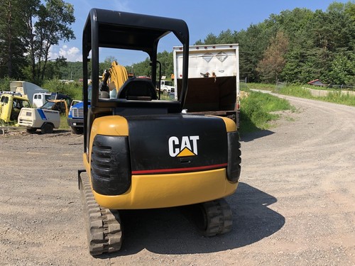CATERPILLAR 303.5 Mini Excavator; RUNS EXC!!! Video Available; CAT Diesel
