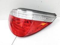 BMW E60 525i LCI 07-10 Lim Rückleuchte Rücklicht Heckleuchte Rechts orig BL Weiß BMW E60 525i LCI 07-10 06.10.2008... Vorschau 2