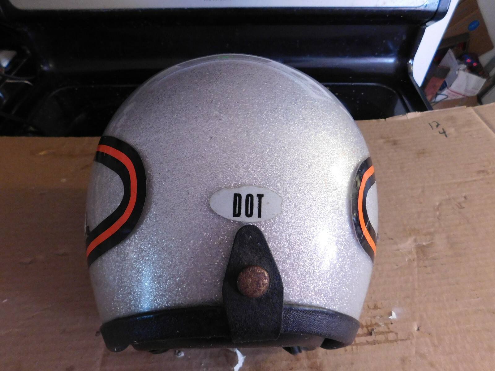 VINTAGE SKI-DOO BLIZZARD SILVER METAL FLAKE SNOWMOBILE HELMET