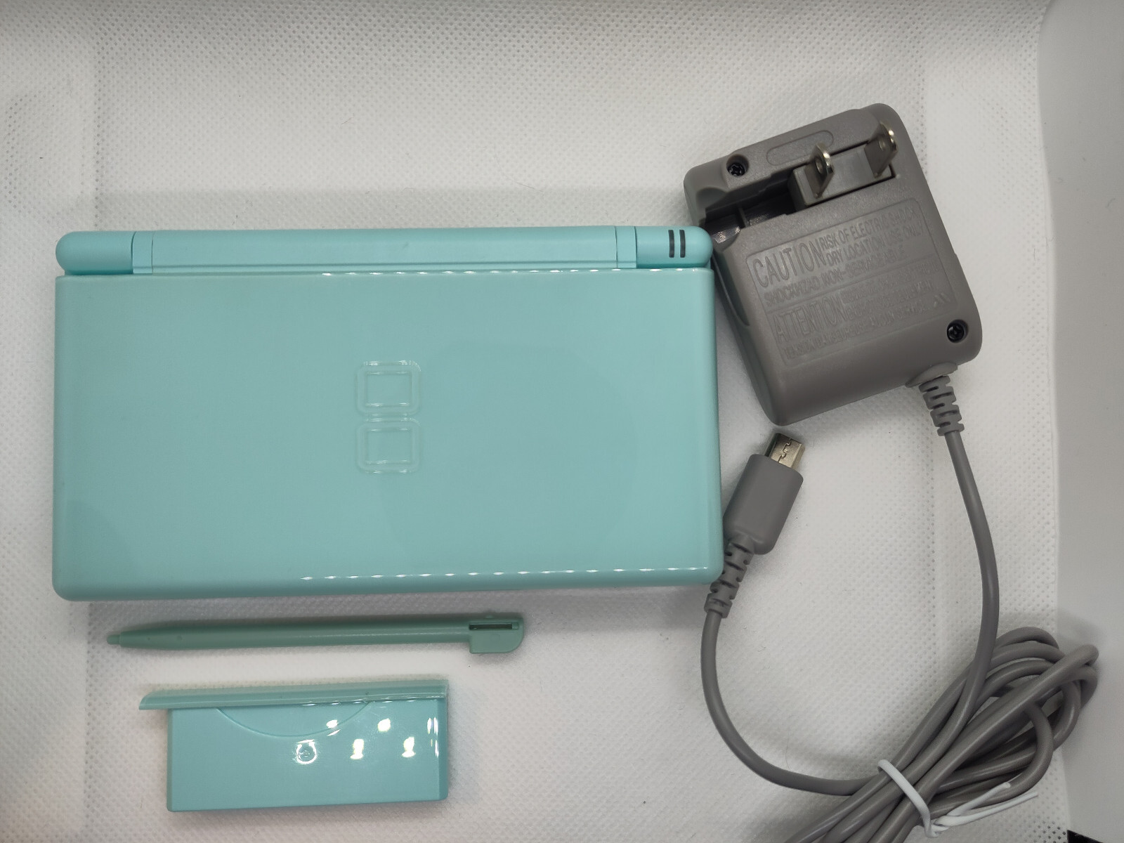 Nintendo DS Lite Handheld System, With Stylus, Charger, GBA Cover-TESTED/WORKING