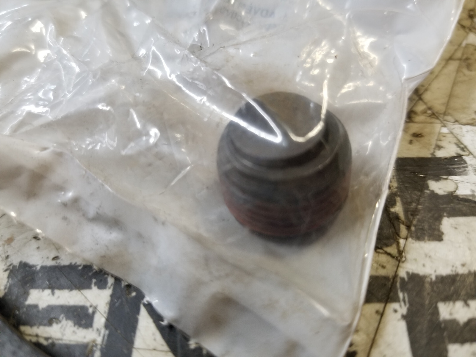 348-4009 STEMCO TRAILER HUB CAP - Picture 4 of 9