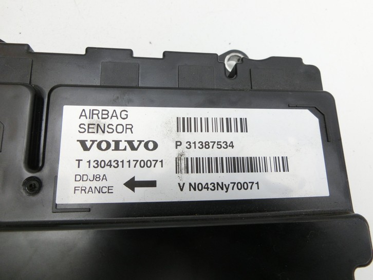 Volvo V40 525 12-16 Airbag Sensor Steuergerät Airbagsteuergerät Volvo V40 525 12-16 01.01.2013 31387534 gebraucht Vorschau 2
