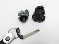 BMW F11 525d 10-14 Schließzylinder Set mit Schlüssel & Airbag Schalter BMW F11 525d 10-14 04.04.2013 9483731... Vorschau 4