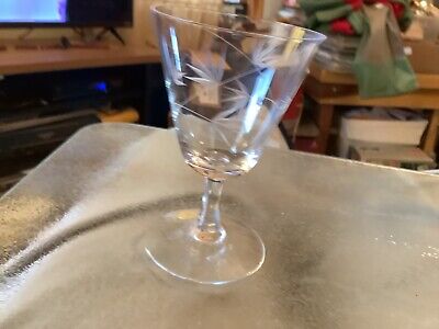 VINTAGE CRYSTAL VINE AND FLOWER ETCHED SHERRY GLASS THERESIENTHAL GERMANY
