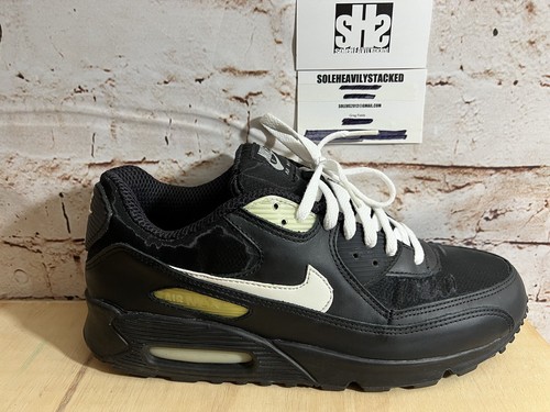 2000 AIR MAX 90 BLACK/SAIL SIZE 11.5 PRE OWNED WITH BOX