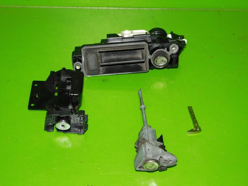 06-11 CLS 550 63 W219 OEM door glove box trunk lock cylinder + key REKEY set
