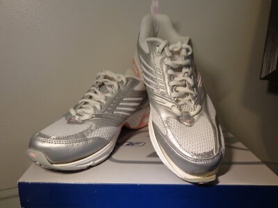 Reebok Women's Sport Runner Running Shoes Sz 7 White Pink New With Box