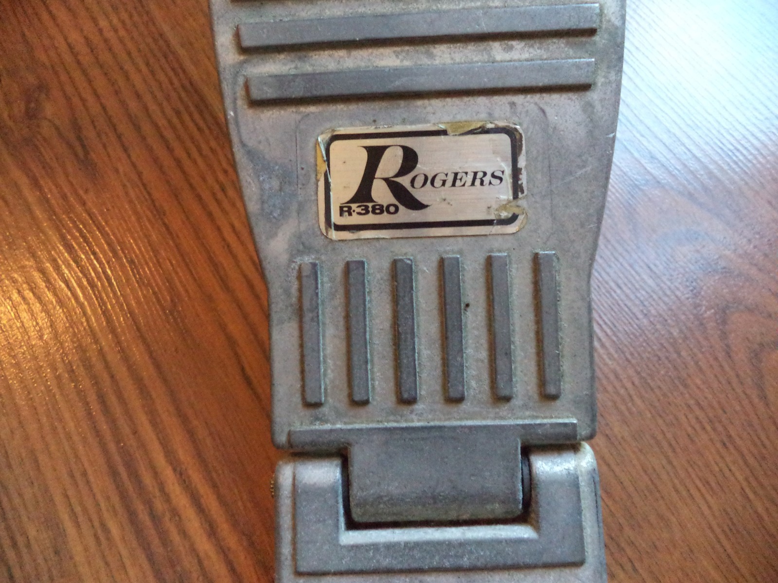 Vintage Rogers Drums R-380  Hi Hat Stand Chain Drive Rogers Big R