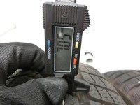 VW Touran II 5T 15-24 2 x Reifen Winterreifen Pirelli 205/60R16 96 H VW Touran II 5T 15-24 14.12.2015 gebraucht Vorschau 2