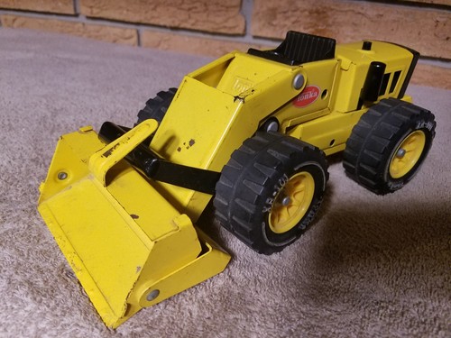 Vintage Tonka XR-101 Front Loader Pressed Steel Toy 10